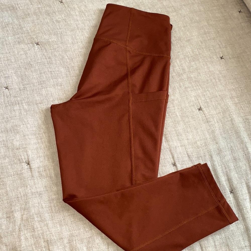 Maroon Medium legging